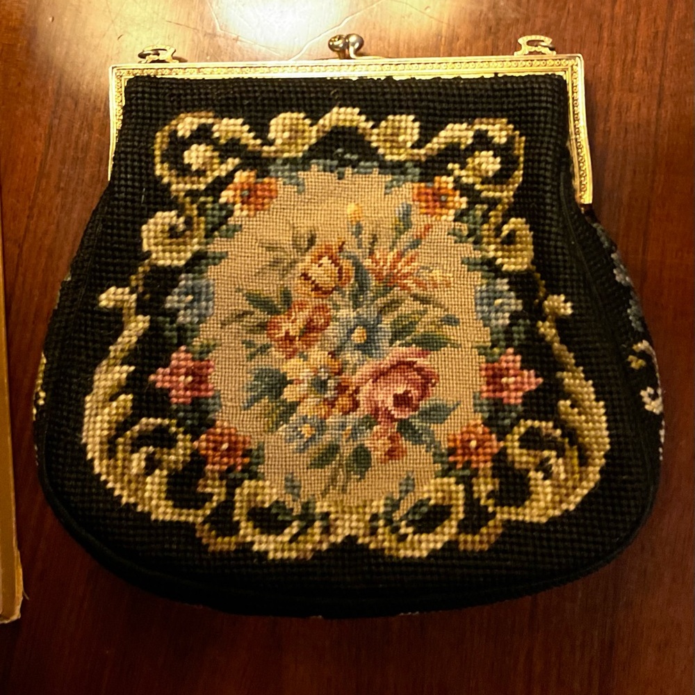 Vintage Floral Embroidered Clutch